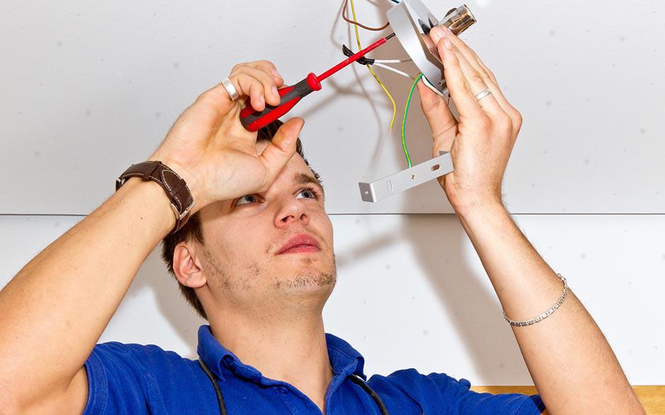 besoin d'un électricien Paris 6